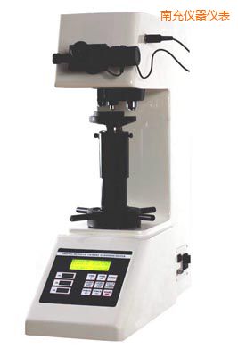 南充數(shù)顯自動(dòng)(手動(dòng))轉(zhuǎn)塔維氏硬度計(jì)