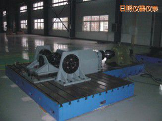日照微機(jī)控制驅(qū)動(dòng)橋總成扭轉(zhuǎn)試驗(yàn)機(jī)